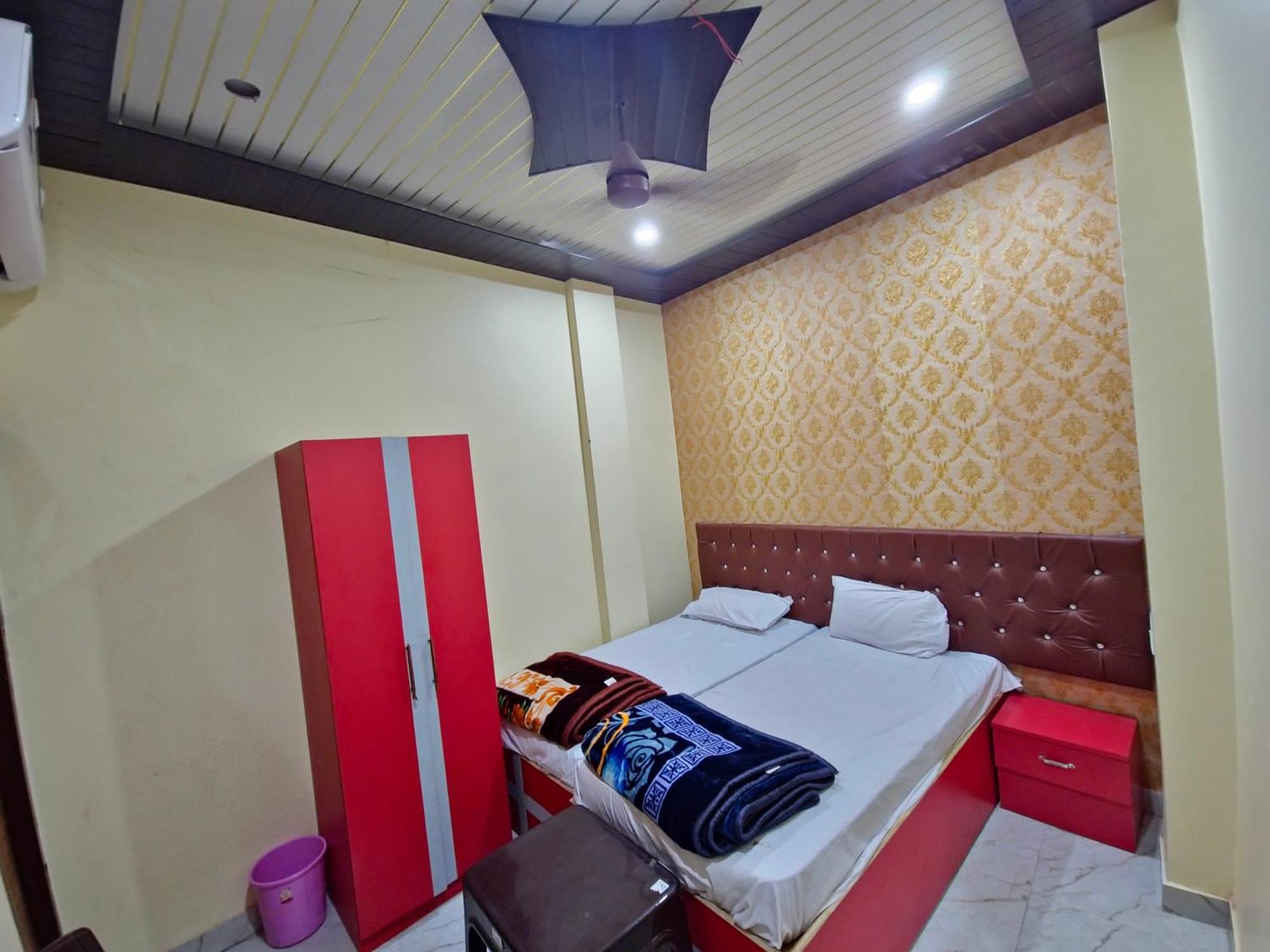 Hotel Kalika P Guest House - Varanasi — Photos 1