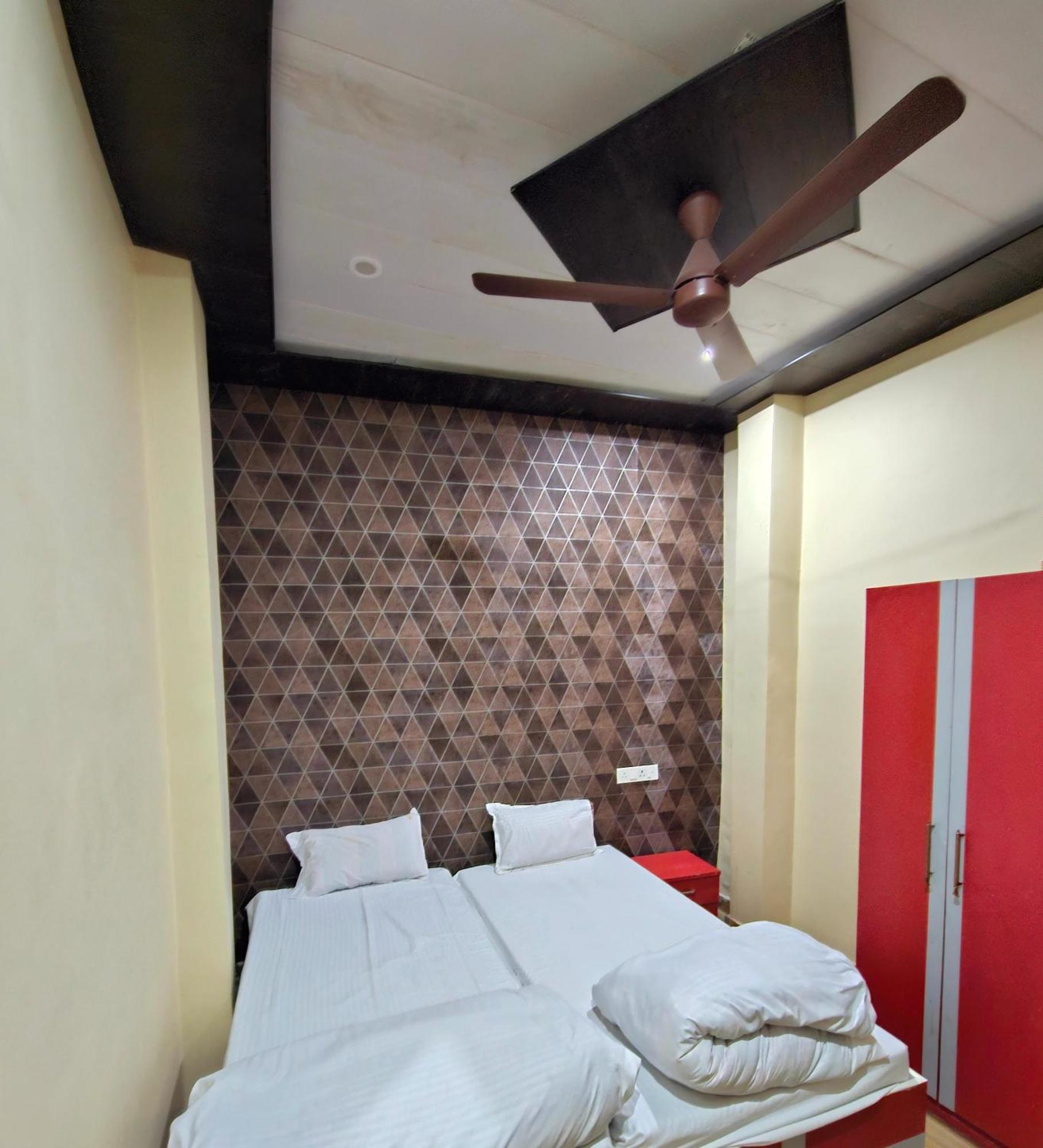 Hotel Kalika P Guest House - Varanasi — Photos 3